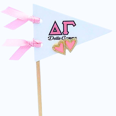 E205-I Love my Sorority: Delta Gamma Bright Color Heart Studs on Greek Letter Pennant Flag