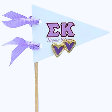 E205-I Love my Sorority: Sigma Kappa Bright Color Heart Studs on Greek Letter Pennant Flag